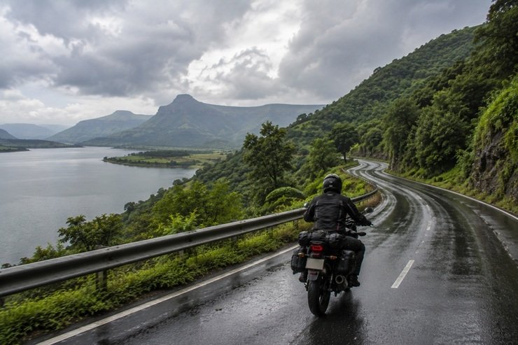 best bike trips from pune Pune to Bhandardara
